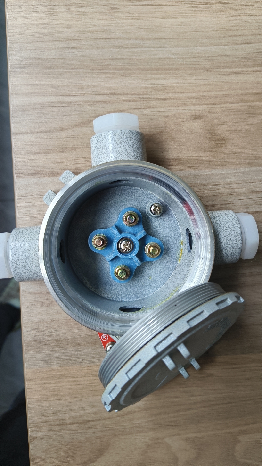 �㽭���η����������޹�˾IIC���������ߺ�